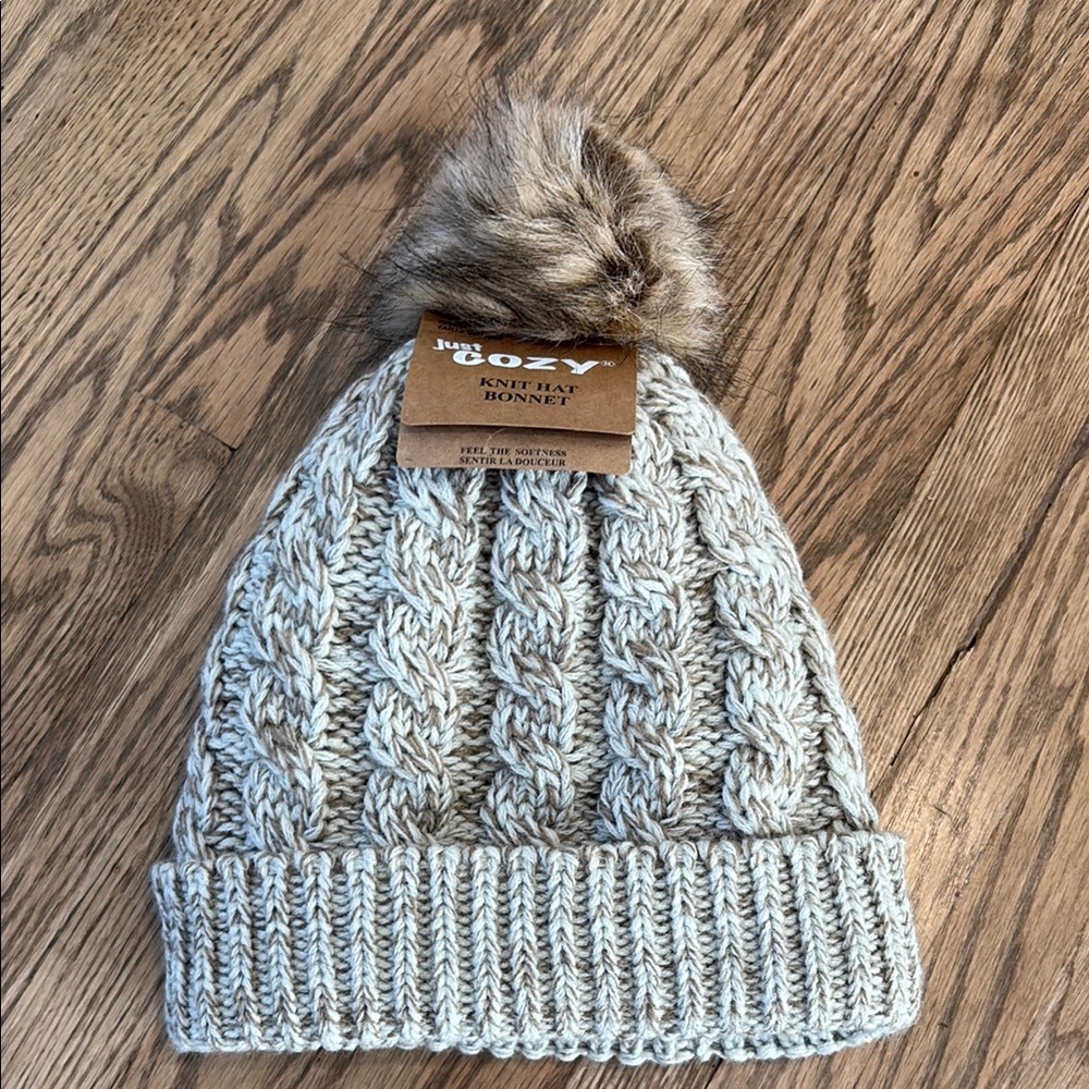 Just Cozy Knit Beanie with Pom Pom New with Tags